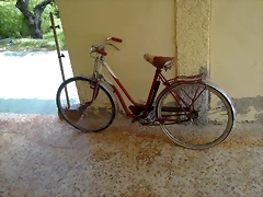 BICICLETA ANTIGUA