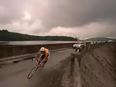 INDURAIN -LAC DE VASSIVIERE-1995