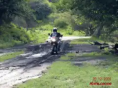 MATE CRUZANDO LAGUNA 