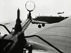 Junkers-Ju-52s-ferrying-supplies-over-the-Mediterranean-to-North-Africa-1942-03