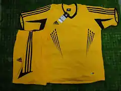 Kit Adidas