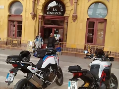 y28 y28