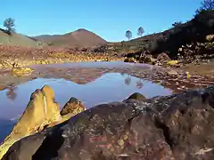 El rio tinto a su paso por Berrocal