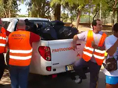 07-Proteccion Civil-clave para retirar las bolsas-Fot.J.Ch.Q.-22.09.12