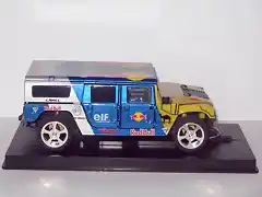 HUMMER H1 RED-BULL