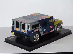 HUMMER H1 RED-BULL