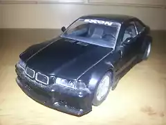 BMW E36 M3 '95. (burago 1-24)