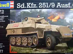 Revell - Sd.Kfz.251-9 Ausf.C - 1-72