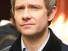 Martin_Freeman_during_filming_of_Sherlock_cropped