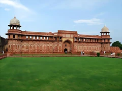 305 Agra fort