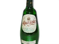 licor-hierbas-ruavieja_1 licor-hierbas-ruavieja_1