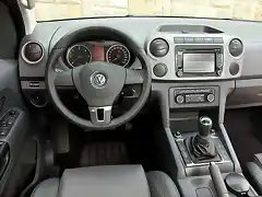 volkswagen-amarok-interior