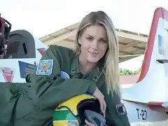 girl_pilots_02