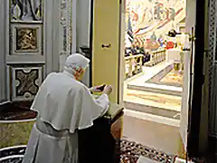 BXVI Capilla Redemptoris Mater (1)