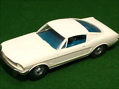 Ford Mustang Fast Back Blanco 3 Ford Mustang Fast Back Blanco 3