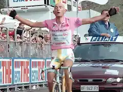 PANTANI GANANDO GIRO98 ETA19