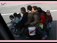 aprovechar el transporte,familia numerosa,moto,conducir