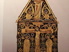 cofre eucaristico, hacia 1200, taller de Limoges. Mus?e du Louvre