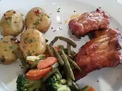 Costillas de cerdo con patatas