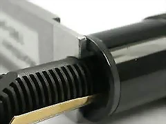th