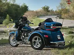 Harley-Davidson FLHTCUTG Tri Glide Ultra Classic