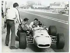 10- mw3-01 - el mismo auto al ao siguiente - novamotor - jimmy mieusset en pau 1970