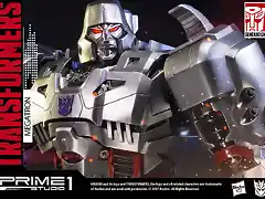 transformers_g1_megatron_premium_masterline_statue_by_prime_1_studio_8