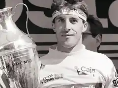 Perico-Vuelta1989-Lider4