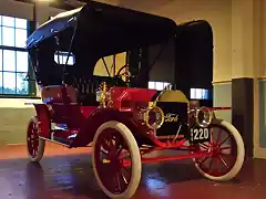 Model-T-Number-220-photo-on-display-at-Piquette-photo-by-Sara-Schultz