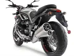 moto-guzzi-griso-8v-black-devil-se-2014_05