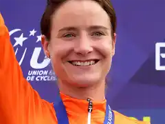 1200px-Marianne_Vos_(NED)_2018_Road_ECh