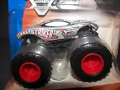 2004b 31 Steel Striker toy