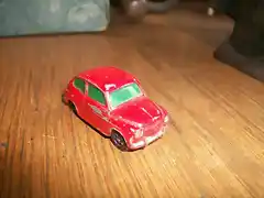 3d Fiat 600 rojo (serie 10)