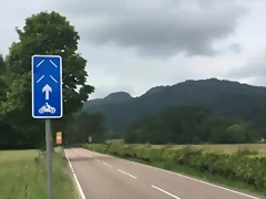 nueva-senal-azul-para-motoristas nueva-senal-azul-para-motoristas