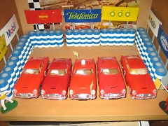 Aston Martin rojos