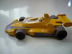 F1 Brabham BT45 amarillo ruedas A 1